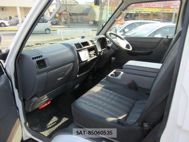 Mazda BONGO TRUCK 2017-03 5860864-6