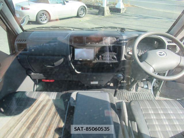 Mazda BONGO TRUCK 2017-03 5860864-7