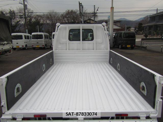 Mazda BONGO TRUCK 2017-11 6007747-8