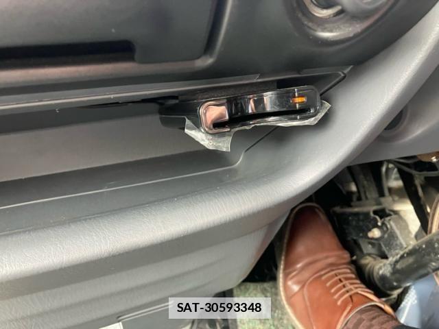 Mazda BONGO TRUCK 2012-09 5860870-17