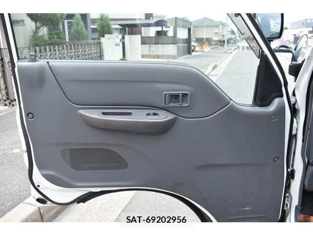 Mazda BONGO TRUCK 2018-02 7057788-9