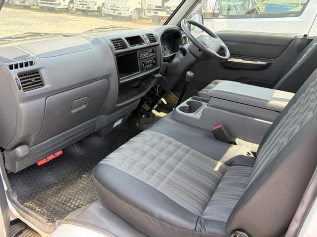 Mazda BONGO TRUCK 2017-01 7199478-10