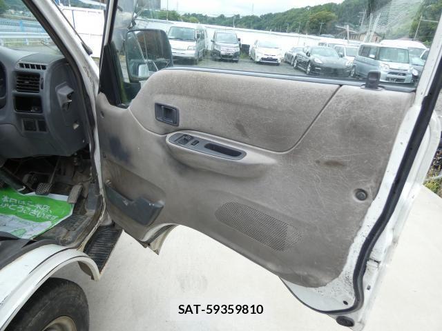 Mazda BONGO TRUCK 2005-01 7215629-13