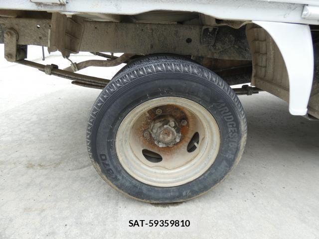 Mazda BONGO TRUCK 2005-01 7215629-3