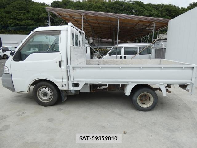 Mazda BONGO TRUCK 2005-01 7215629-8