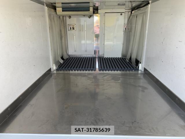 Mazda BONGO TRUCK 2018-09 7215632-9