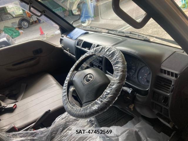Mazda BONGO TRUCK 2004-03 8365008-9