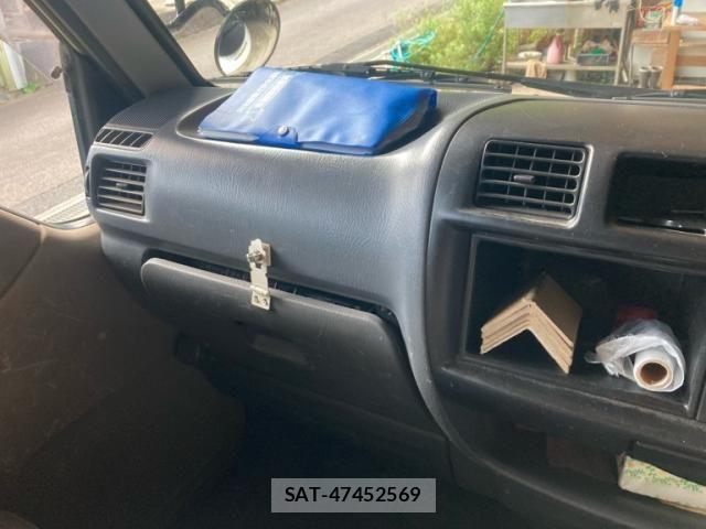 Mazda BONGO TRUCK 2004-03 8365008-16