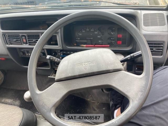 Mazda BONGO TRUCK 1998-10 8828126-12