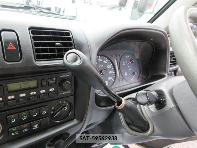 Mazda BONGO TRUCK 2010-06 8828125-15
