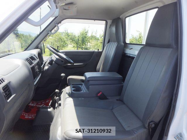 Mazda BONGO TRUCK 2013-10 7215635-13