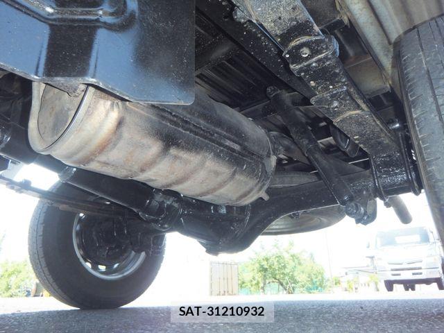 Mazda BONGO TRUCK 2013-10 7215635-24