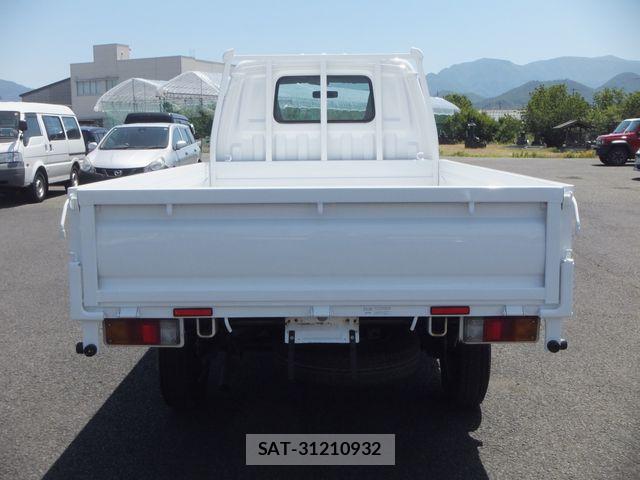 Mazda BONGO TRUCK 2013-10 7215635-6