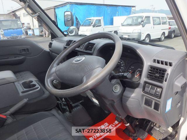 Mazda BONGO TRUCK 2018-05 7215636-10