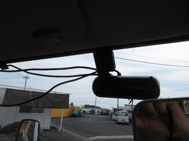 Mazda BONGO TRUCK 2011-09 7306649-15