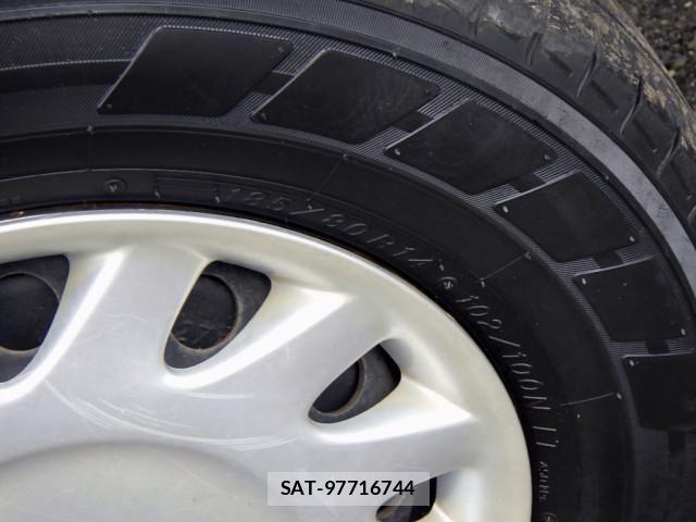 Mazda BONGO TRUCK 2018-05 8229101-20