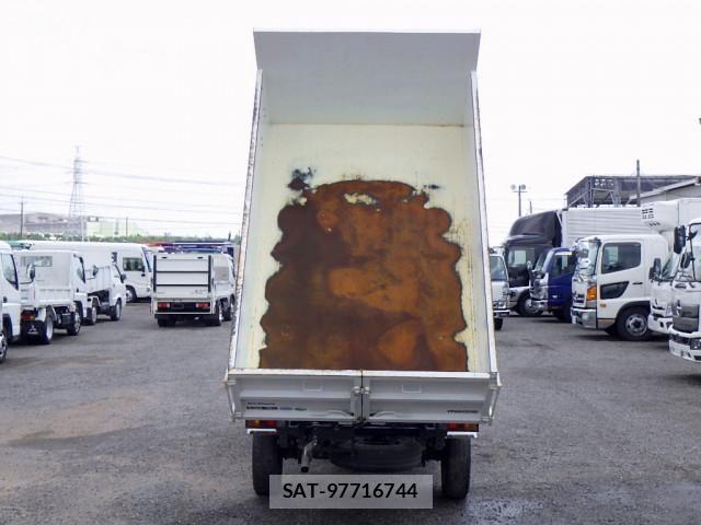 Mazda BONGO TRUCK 2018-05 8229101-5
