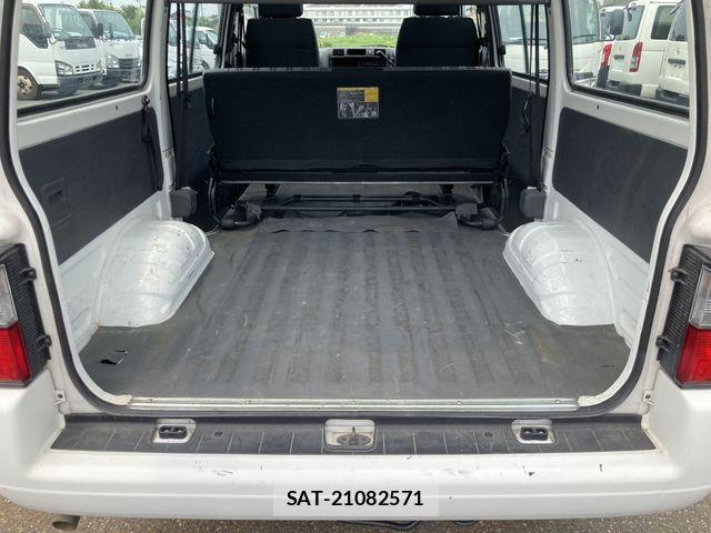 Mazda BONGO VAN 2017-09 1184378-12