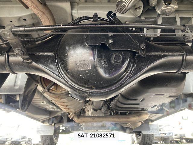 Mazda BONGO VAN 2017-09 1184378-19