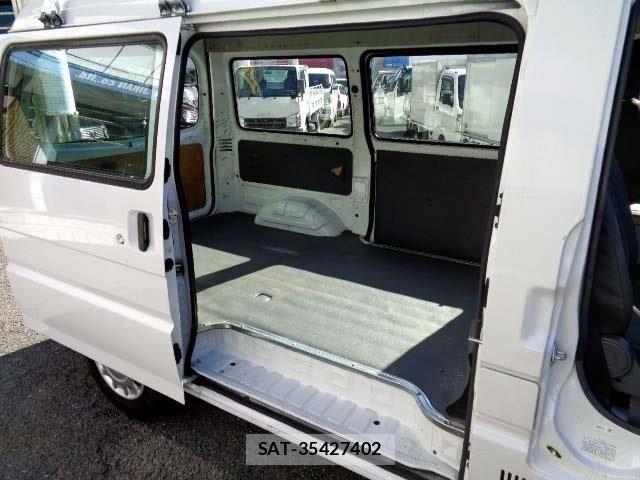 Mazda BONGO VAN 2019-08 1353579-9
