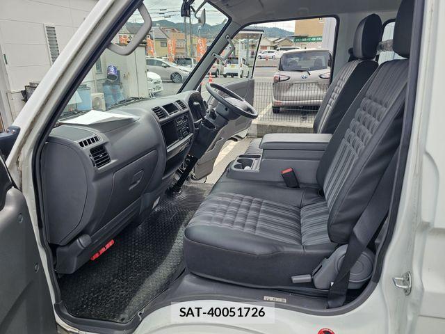 Mazda BONGO VAN 2019-01 7057786-5
