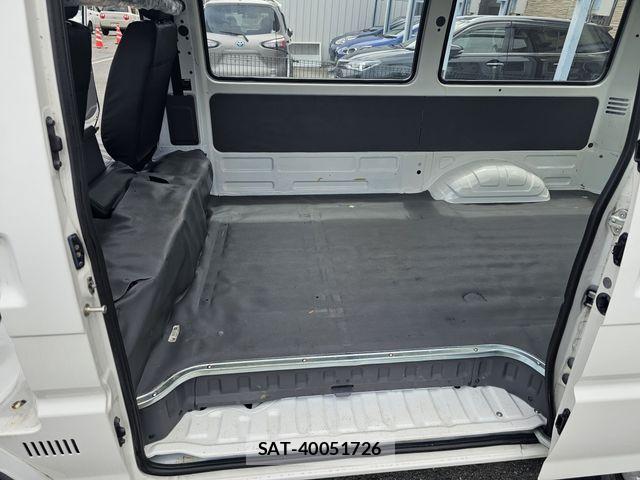 Mazda BONGO VAN 2019-01 7057786-6