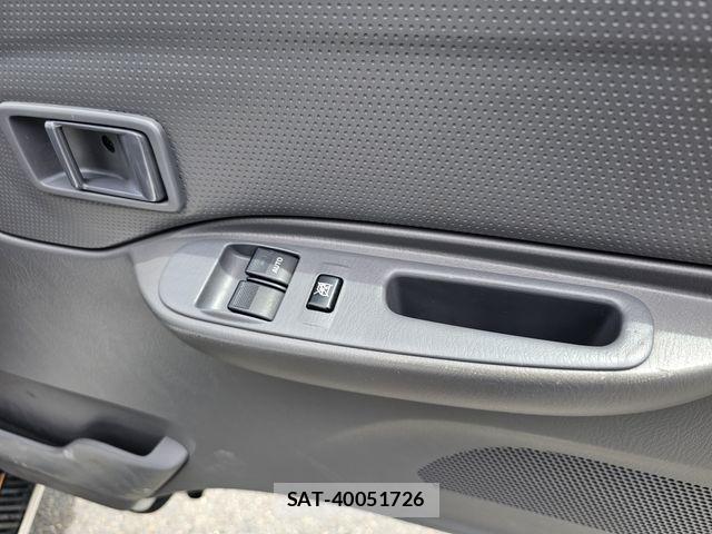 Mazda BONGO VAN 2019-01 7057786-8