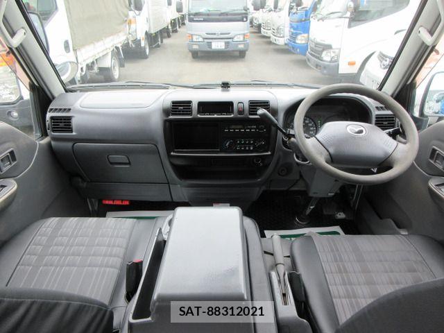 Mazda BONGO VAN 2016-03 7721674-10