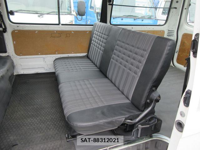 Mazda BONGO VAN 2016-03 7721674-15