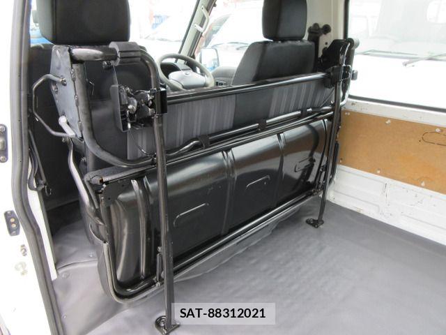 Mazda BONGO VAN 2016-03 7721674-16