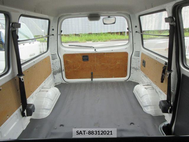 Mazda BONGO VAN 2016-03 7721674-17