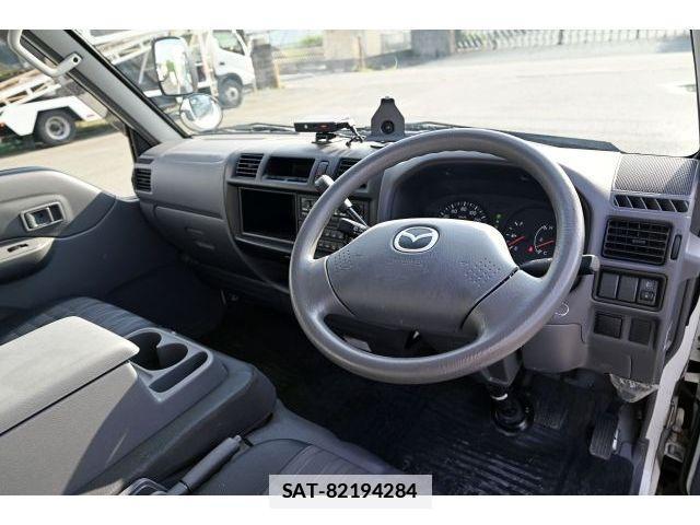 Mazda BONGO VAN 2019-10 7783143-9