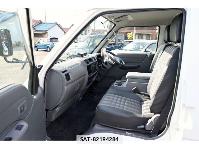 Mazda BONGO VAN 2019-10 7783143-12