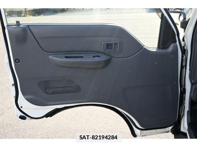 Mazda BONGO VAN 2019-10 7783143-17