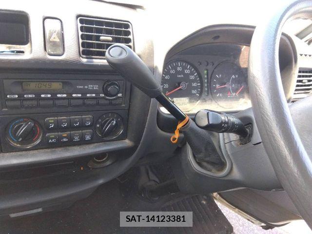 Mazda BONGO VAN 2019-06 7783142-8