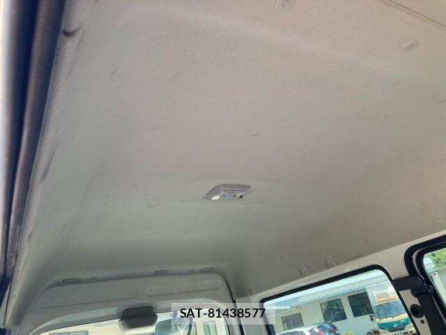 Mazda BONGO VAN 2017-07 8244754-11