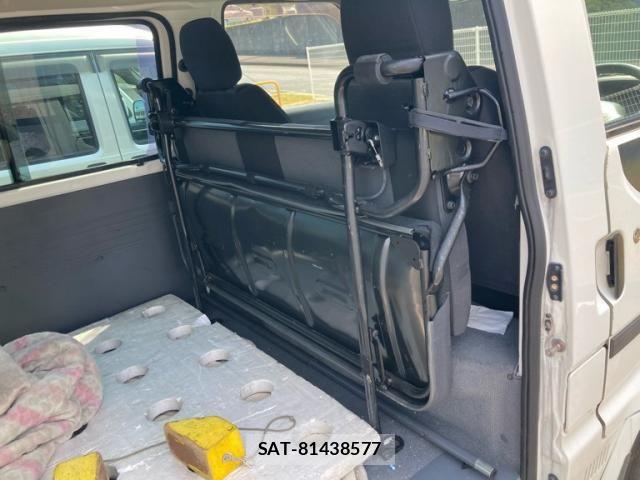 Mazda BONGO VAN 2017-07 8244754-12