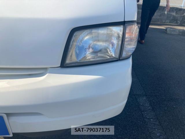 Mazda BONGO VAN 2017-06 8365010-1