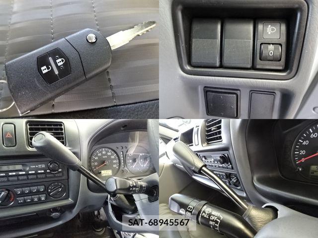 Mazda BONGO VAN 2019-06 8365012-10