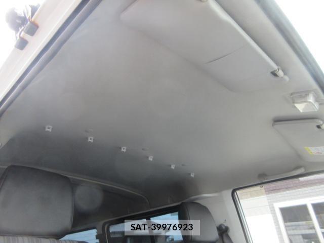 Mazda BONGO VAN 2019-03 8365009-11