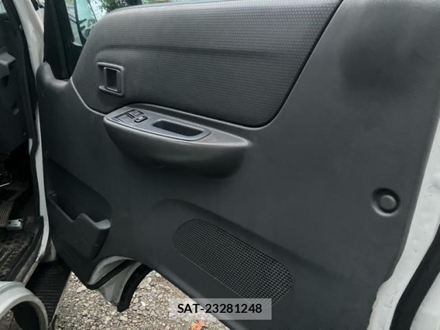 Mazda BONGO VAN 2018-08 8665884-12