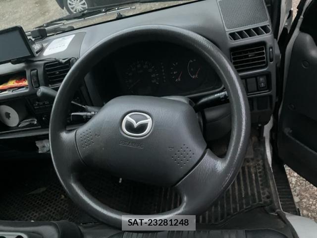 Mazda BONGO VAN 2018-08 8665884-15