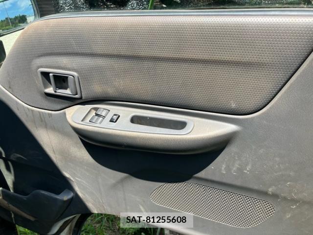 Mazda BONGO VAN 2016-02 8741012-8