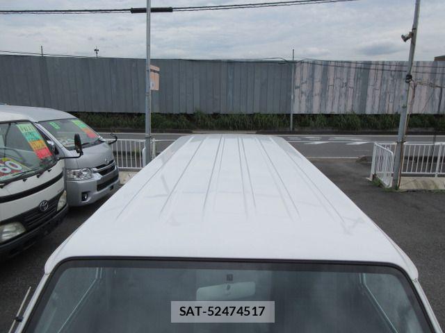 Mazda BONGO VAN 2020-10 8828127-9