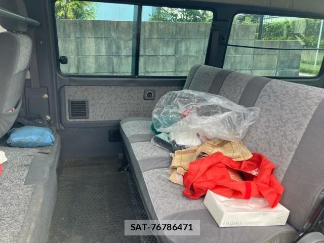 Mazda BONGO VAN 2006-09 6902886-9