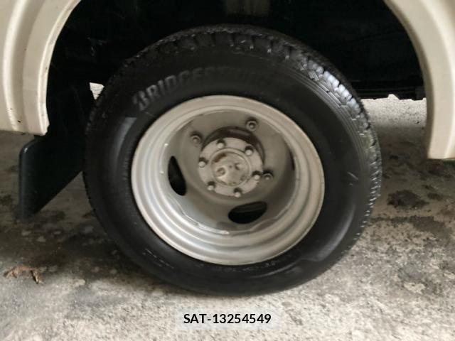 Mazda BONGO VAN 2007-05 7215637-5