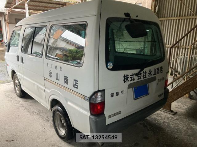 Mazda BONGO VAN 2007-05 7215637-7