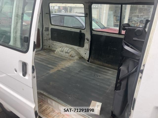 Mazda BONGO VAN 2007-07 7902365-5