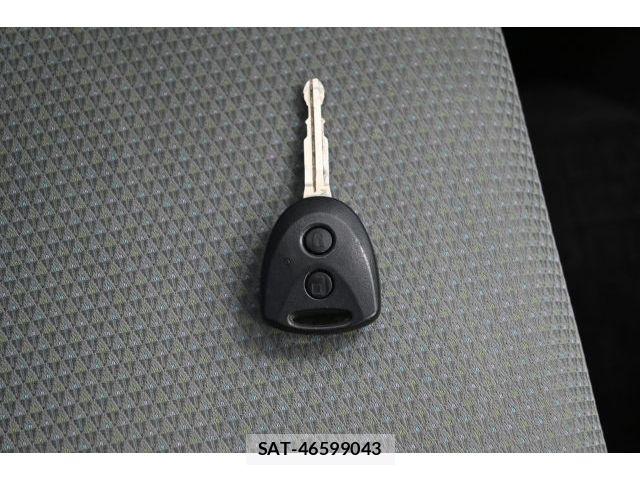 Mazda BONGO VAN 2021-10 8145548-24