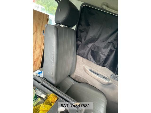 Mazda BONGO VAN 2009-12 8411497-10
